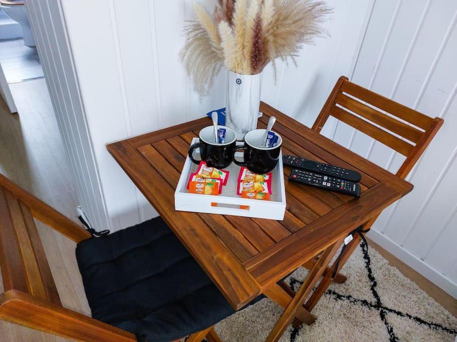 Le Sympathique - Petit Dejeuner, Netflix, Jacuzzi Rouen Exterior photo