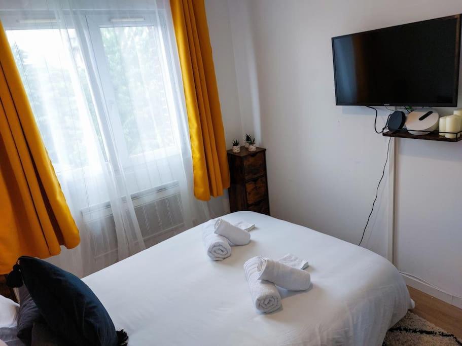 Le Sympathique - Petit Dejeuner, Netflix, Jacuzzi Rouen Exterior photo